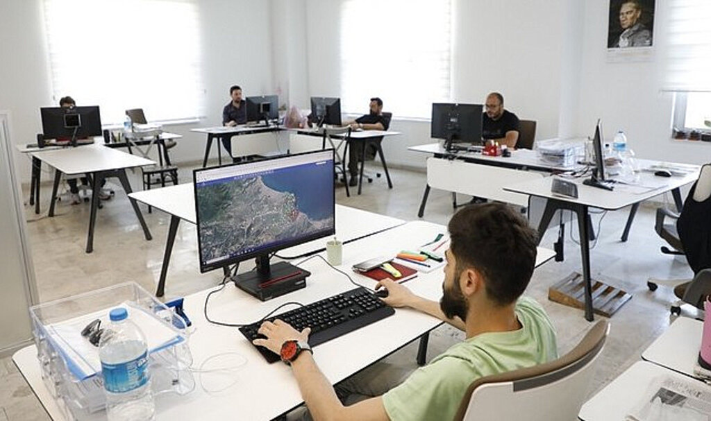 Coğrafi ve Kent Bilgi Sistemi İle İlkadım Kontrol Altında!