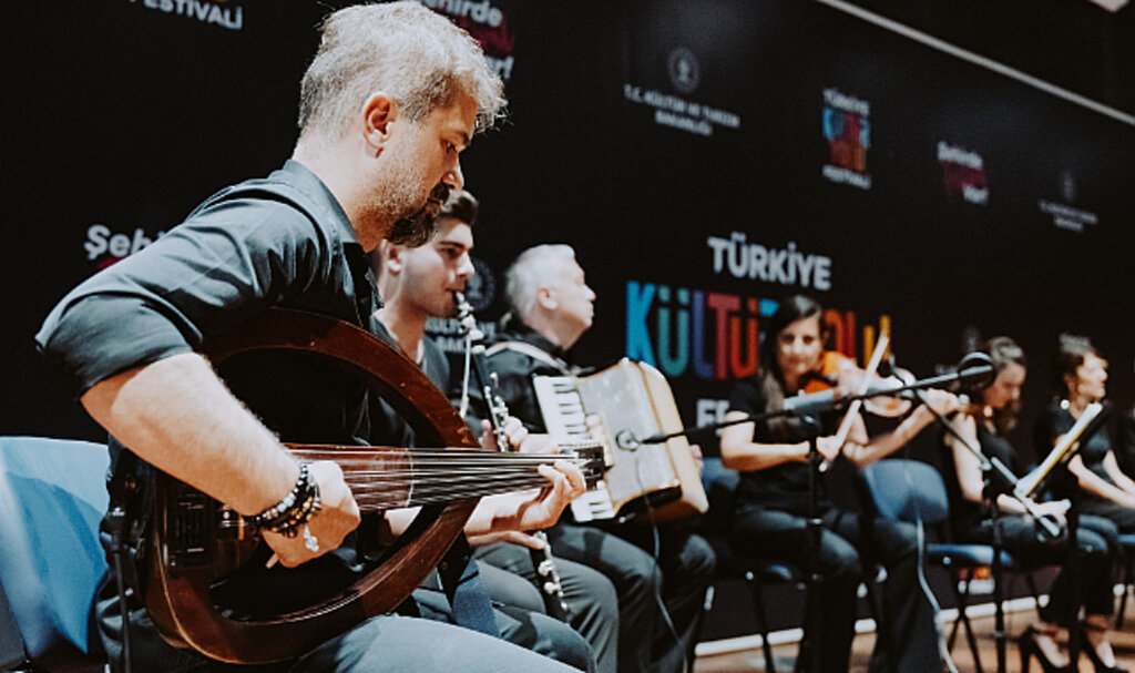 Samsun Kültür Yolu Festivalinin İlk Gününde Çoşku Hakimdi!