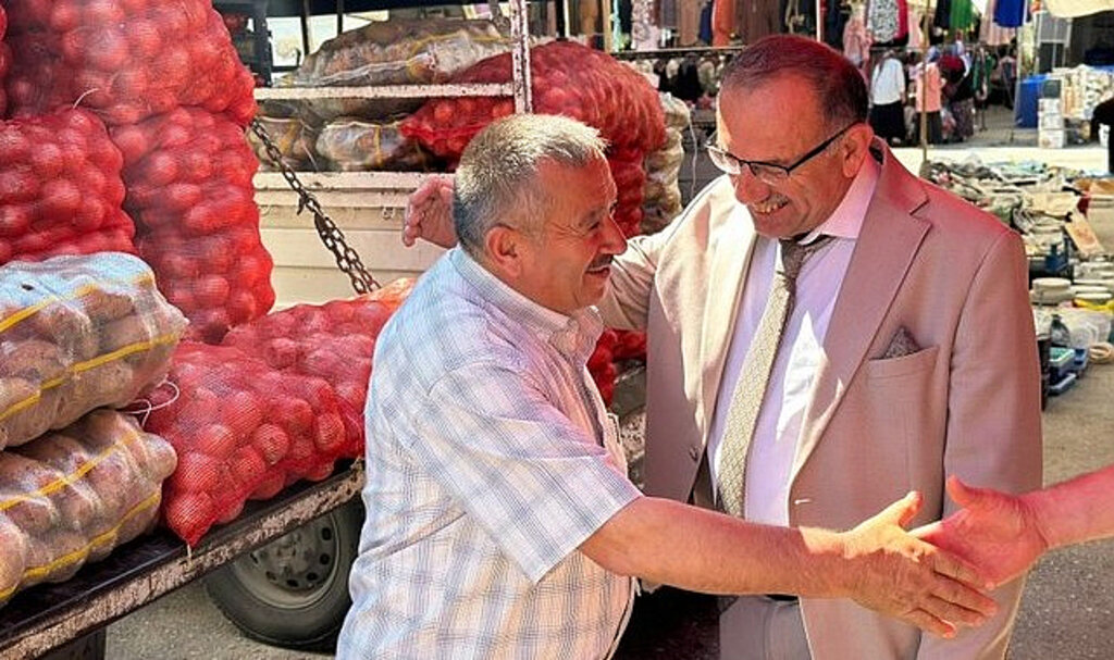 Ayvacık Belediye Başkanı AK Parti'ye Geçti! 