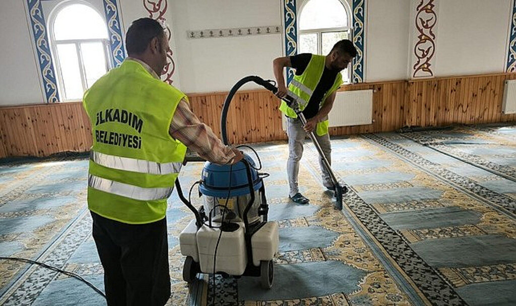 İlkadım’da Her Gün Bir Cami Temizleniyor!