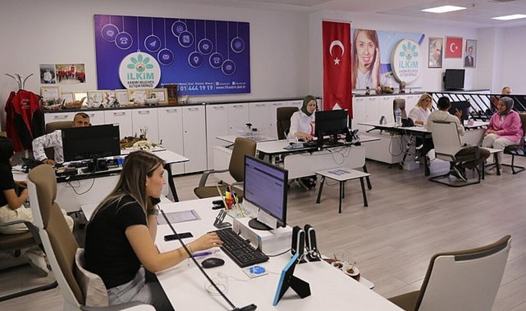 İLKİM’e Tebessüm Ettiren Çağrılar Geliyor!