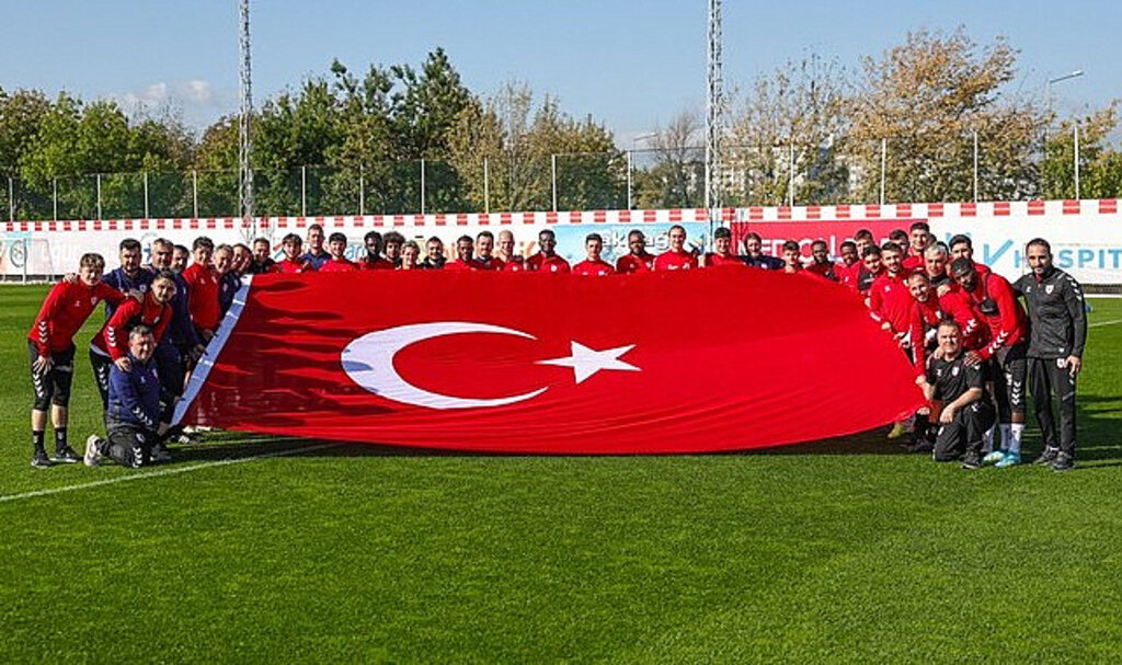 Samsunspor'un Kupa Mesaisi Cumhuriyet Coşkusu İle Sürdü!