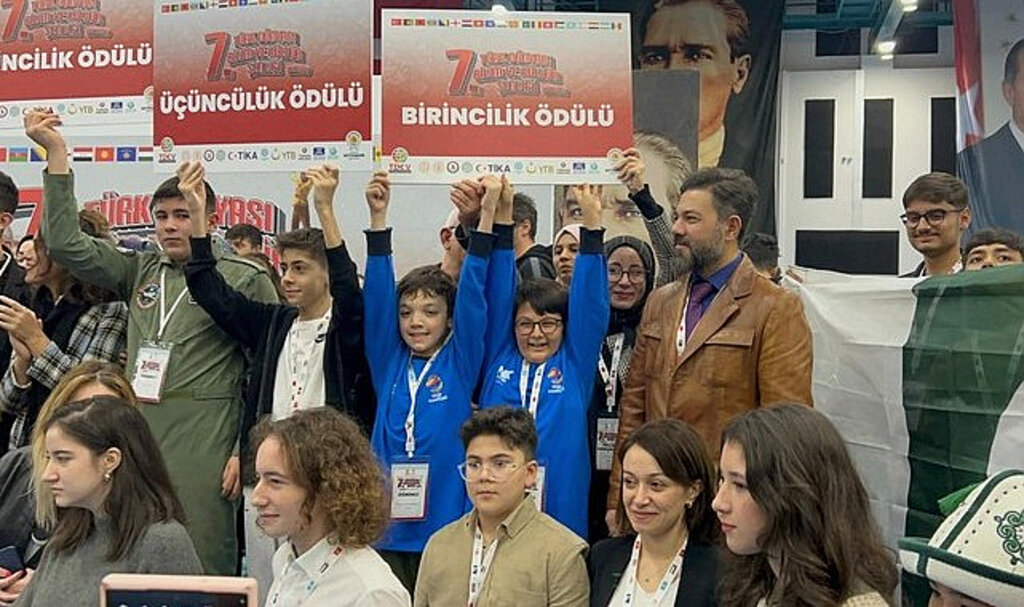 Canikli Öğrenciler Birinciliği Söktü Aldı!