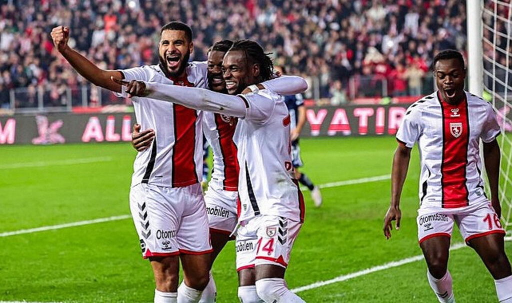 Samsunspor, Antalyaspor'u Rahat Geçti!