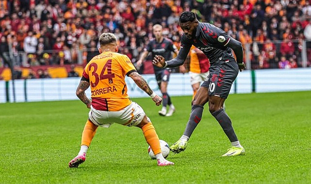 Samsunspor İlk Deplasman Mağlubiyetini Galatasaray'dan Aldı!
