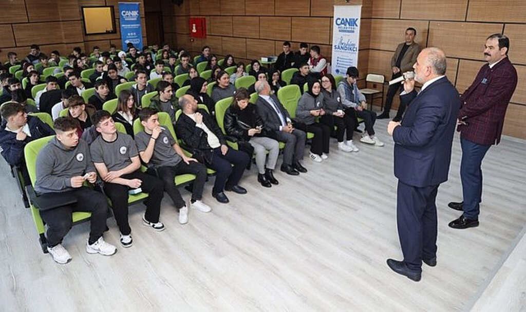 Başkan İbrahim Sandıkçı Öğrencilerle Buluştu!