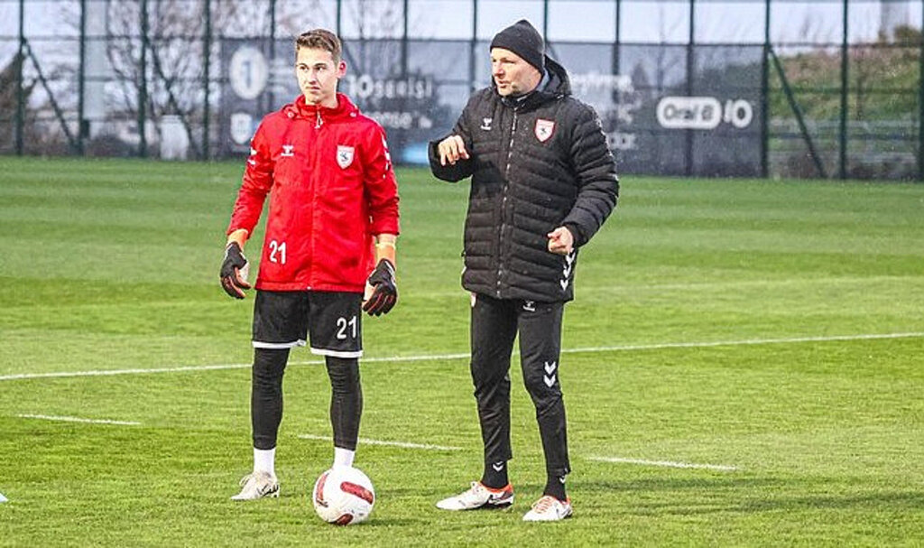 Zsolt Janos Petry’den Samsunspor Akademi Kalecilerine Teorik ve Pratik Eğitim!