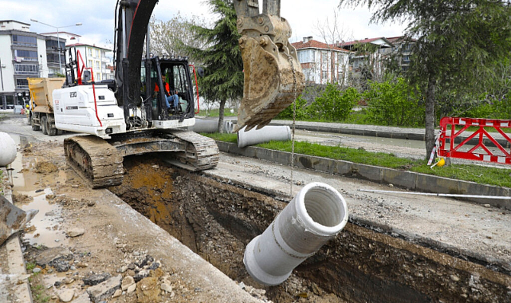 Büyükşehir'den Çarşamba'nın Altyapısına Güçlü Dokunuş! 