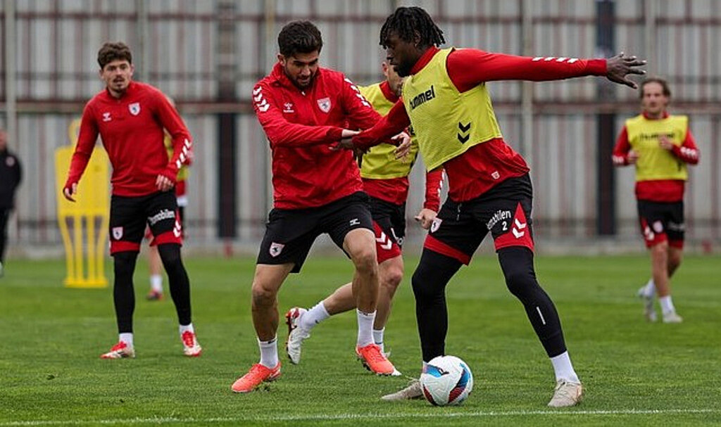 Samsunspor’un Alanya Maçını Yönetecek Hakemler Açıklandı!