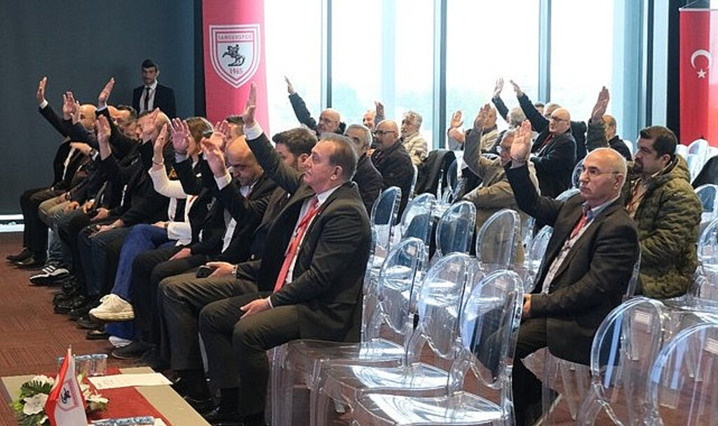 Samsunspor’da Seçimsiz Olağanüstü Genel Kurul Yapıldı! VİDEOLU