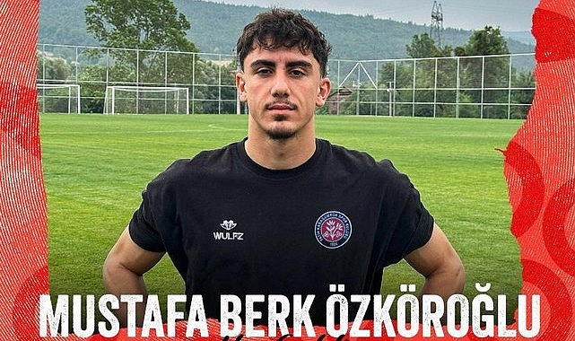 Samsunlu Mustafa Berk Özköroğlu Süper Lig'e Transfer Oldu!
