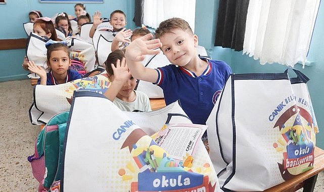 Canik Belediyesi’nden Okula Başlayan Tüm Çocuklara Çanta ve Kırtasiye Setleri Hediye!
