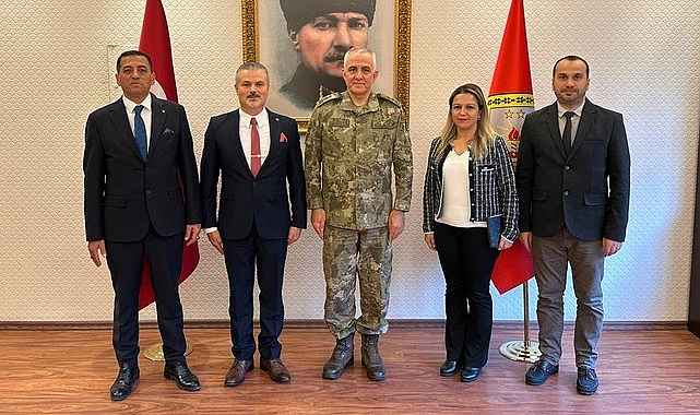 DM’den Sahra Sıhhiye Okulu ve Eğitim Merkezi Komutanlığına Ziyaret!
