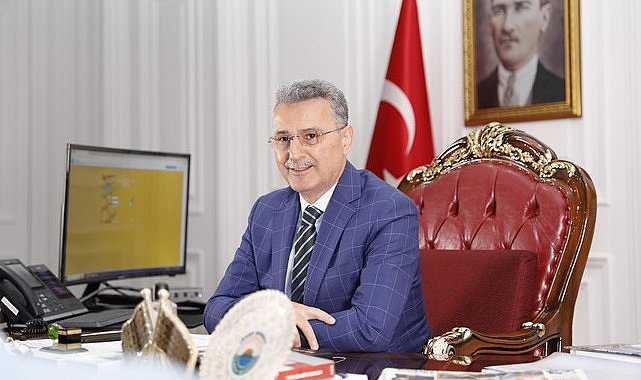 Üniversiteyi Kazanan Gençlere İlkadım’dan Eğitim Desteği!