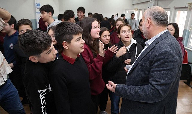 Başkan Sandıkçı, ‘Gençlerimizin Her Daim Yanındayız’!