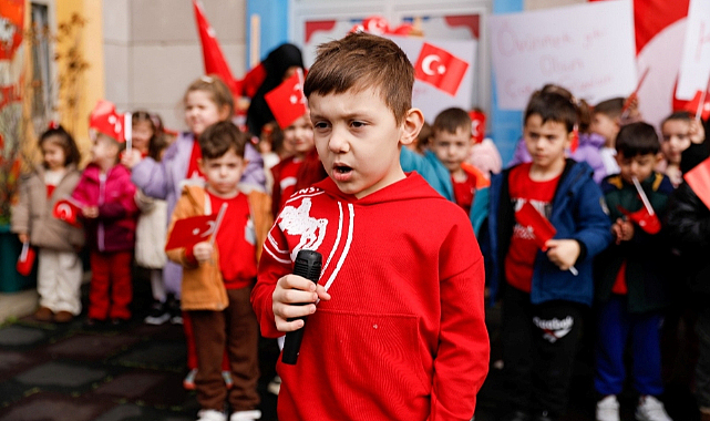 İlkadım’da Minik Yüreklerden Türk Bayrağı’na Büyük Sevgi!