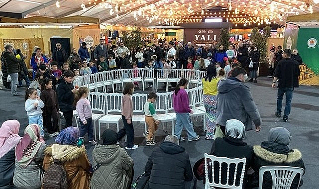 Büyükşehir’in Bayram Sokağı Yoğun İlgi Görüyor!
