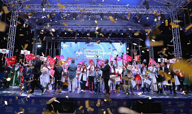 Uluslararası Samsun Halk Oyunları Festivali Şehre Kültür ve Sanat Dolu Günler Yaşattı!